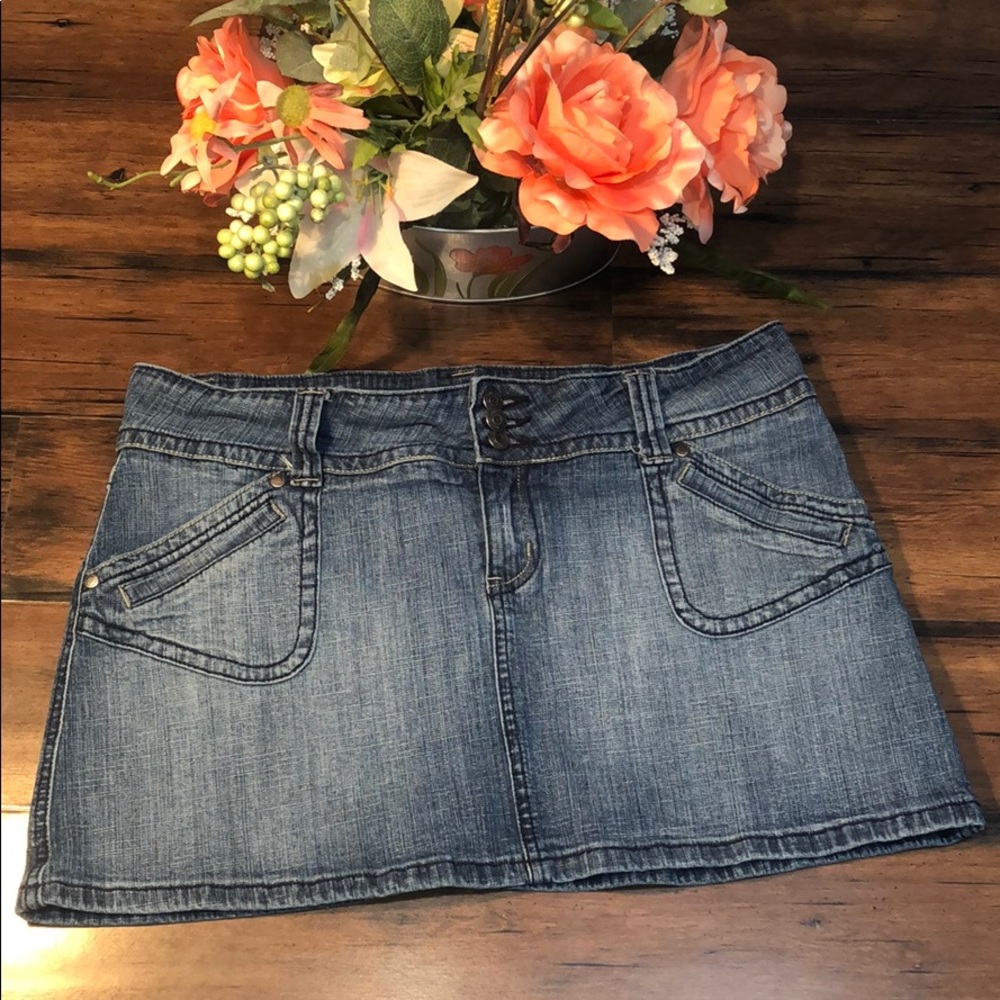 Hydraulic denim mini skirt size 11/12